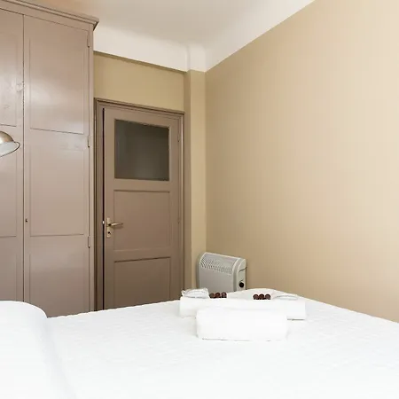 Le Floride Yhoost Apartment *