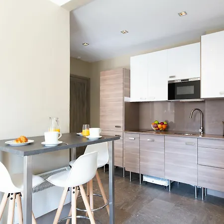 Le Floride Yhoost Apartment *